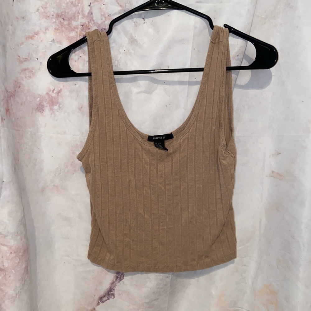 PENDING PURCHASE Crop tank from f21 🥥